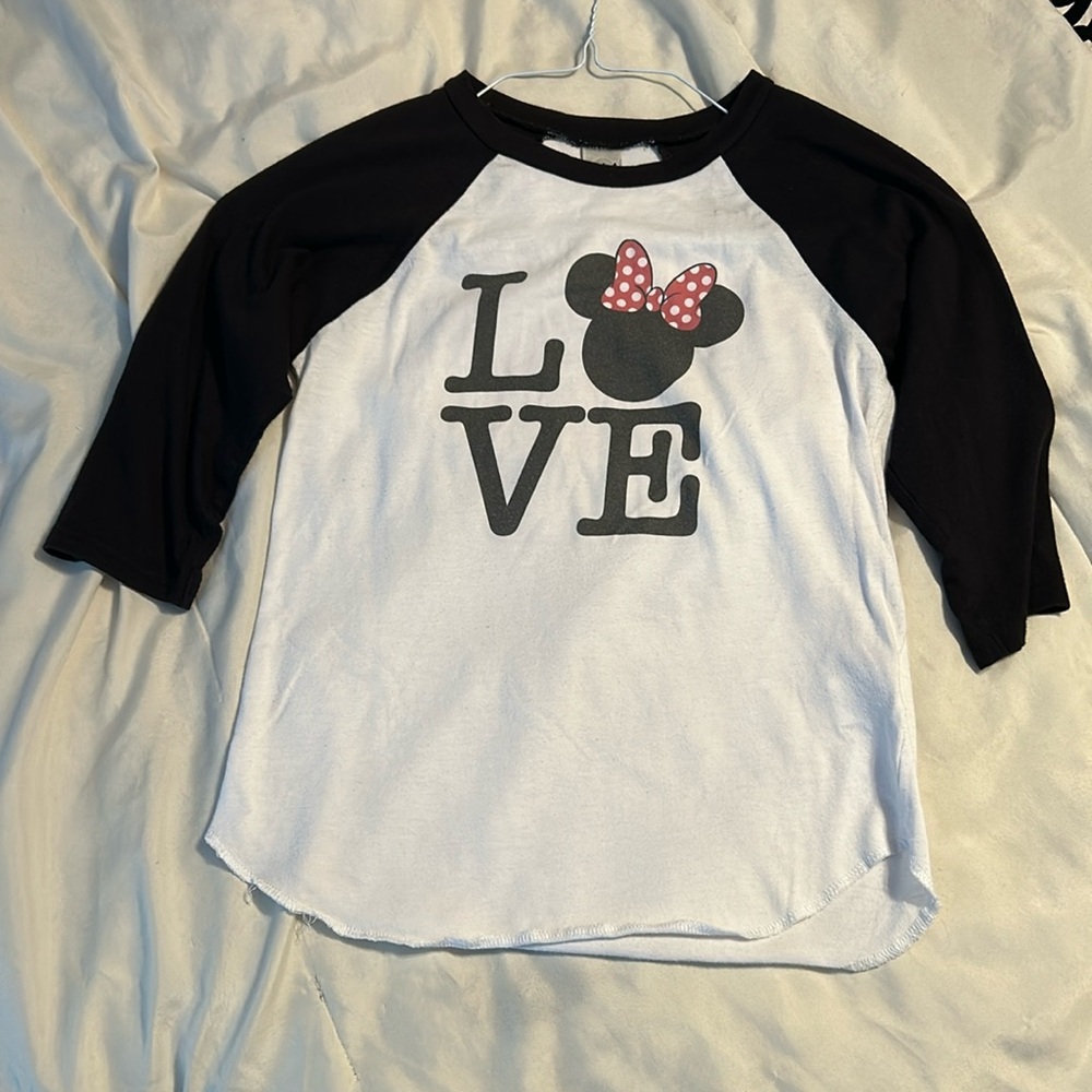 Black/White Minnie Love Raglan shirt